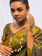 U Shaped Neckpiece