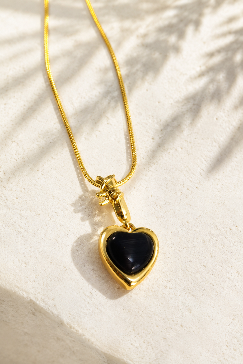 Black Stone Heart Chain Pendant