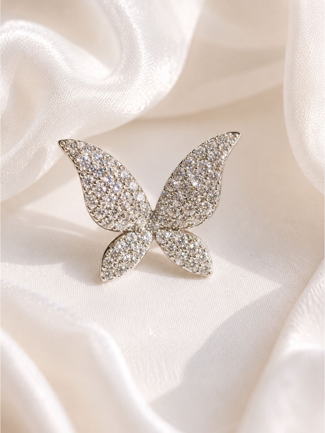 Anti-tarnish butterfly earcuff earrings, jewellery accessory