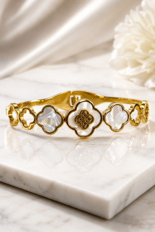 Anti-tarnish stainless steel clover textured bangle, jewellery accessory