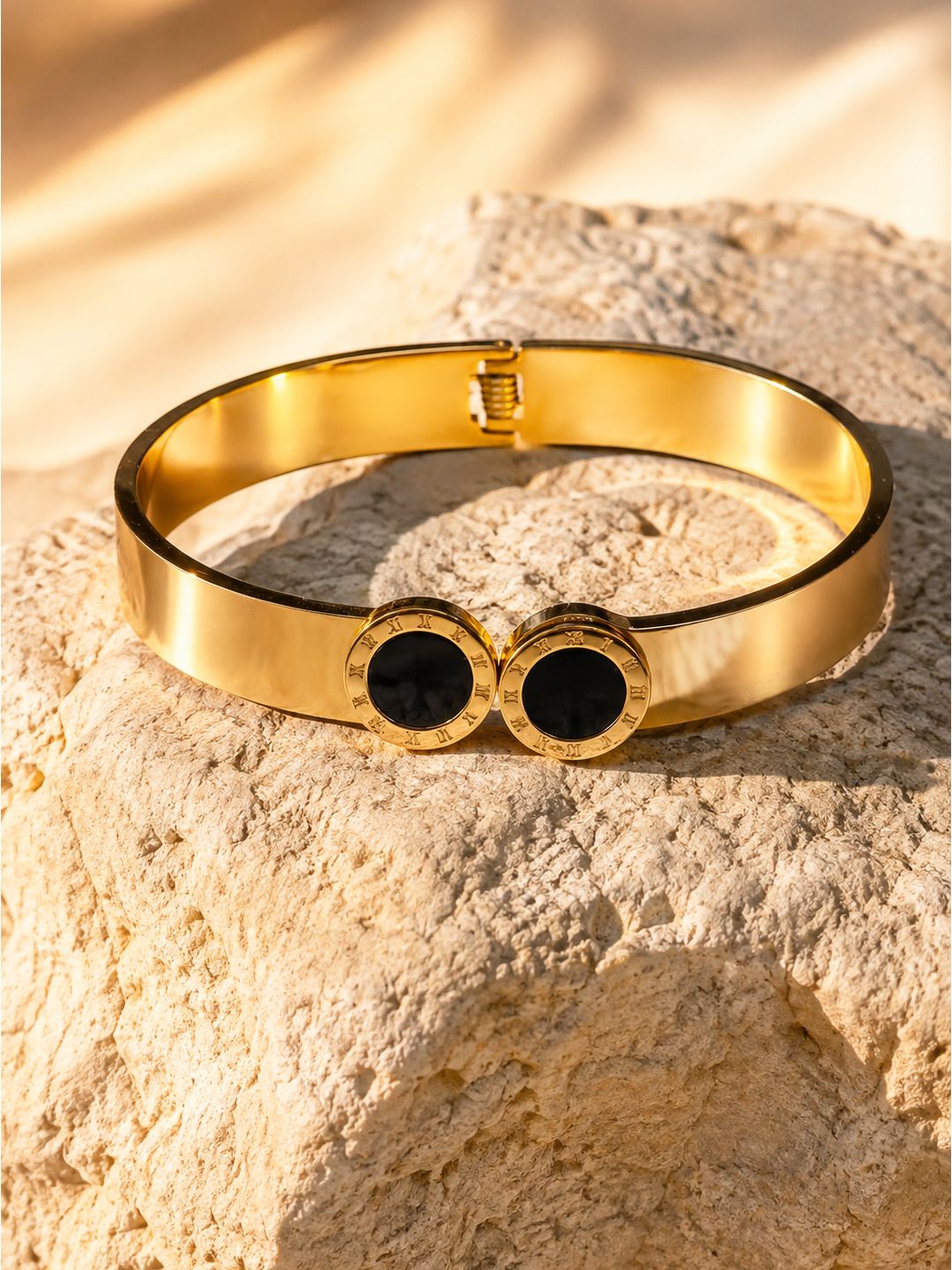 Anti-tarnish stainless steel double dial roman numbers bangle, jewellery accessory
