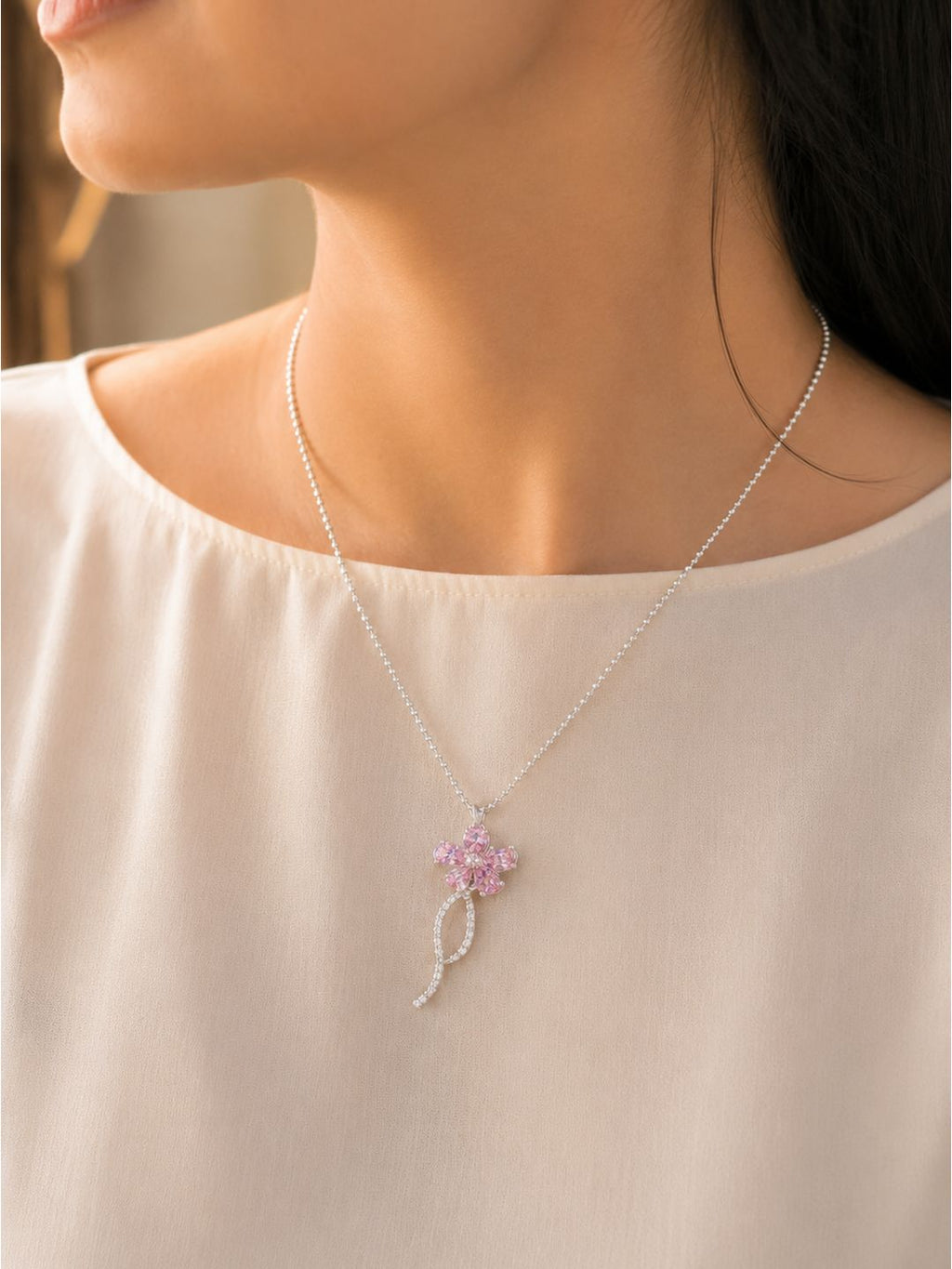 Anti-tarnish stainless steel five petal floral pendant, jewellery accessory