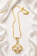 Pearl Flower in Snake Chain