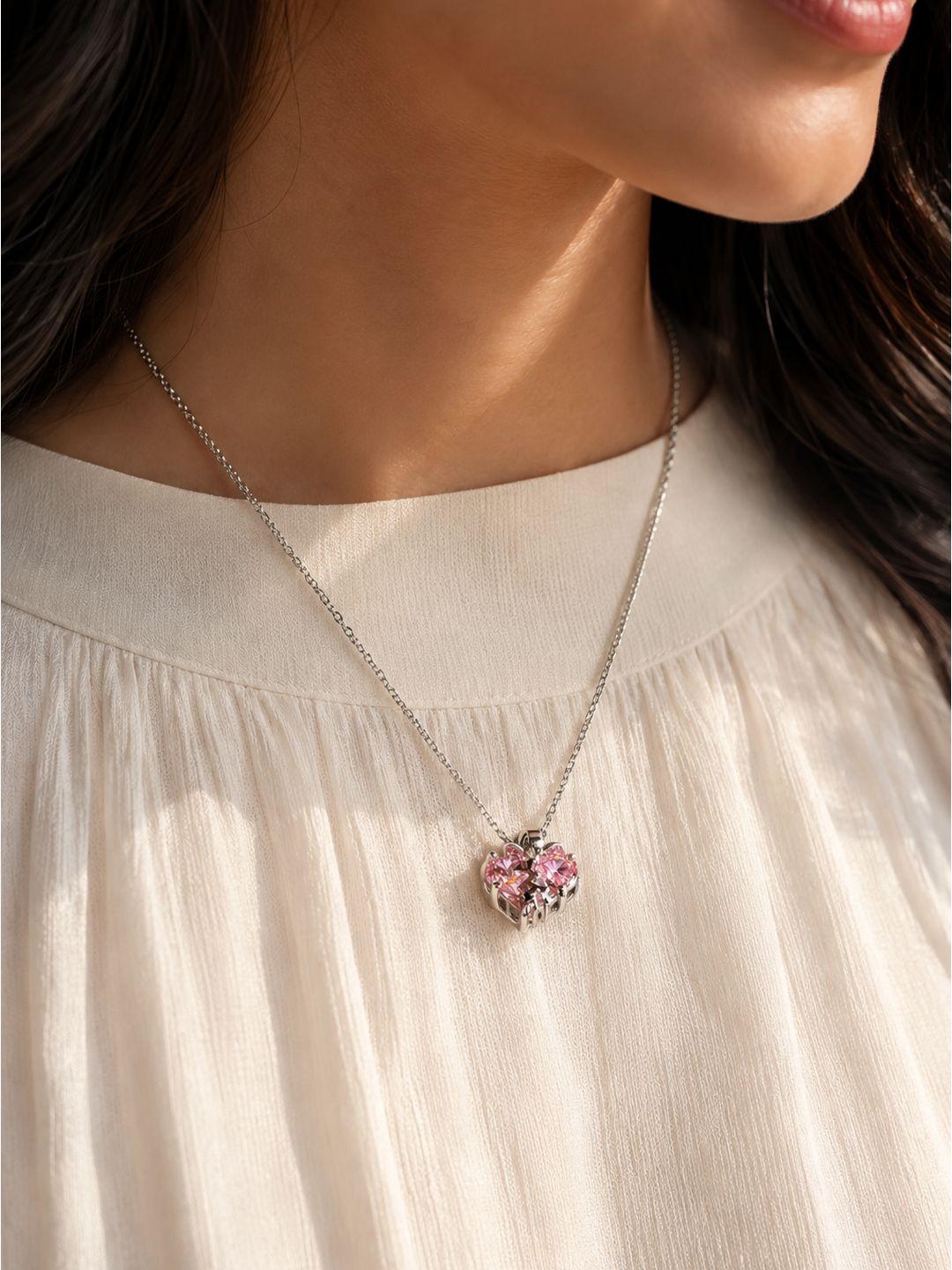 Anti-tarnish stainless steel pink heart pendant, jewellery accessory