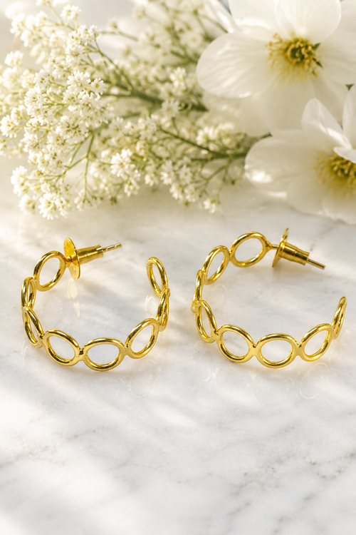 Gold-plated brass connected circles hoops earrings, jewellery accessory