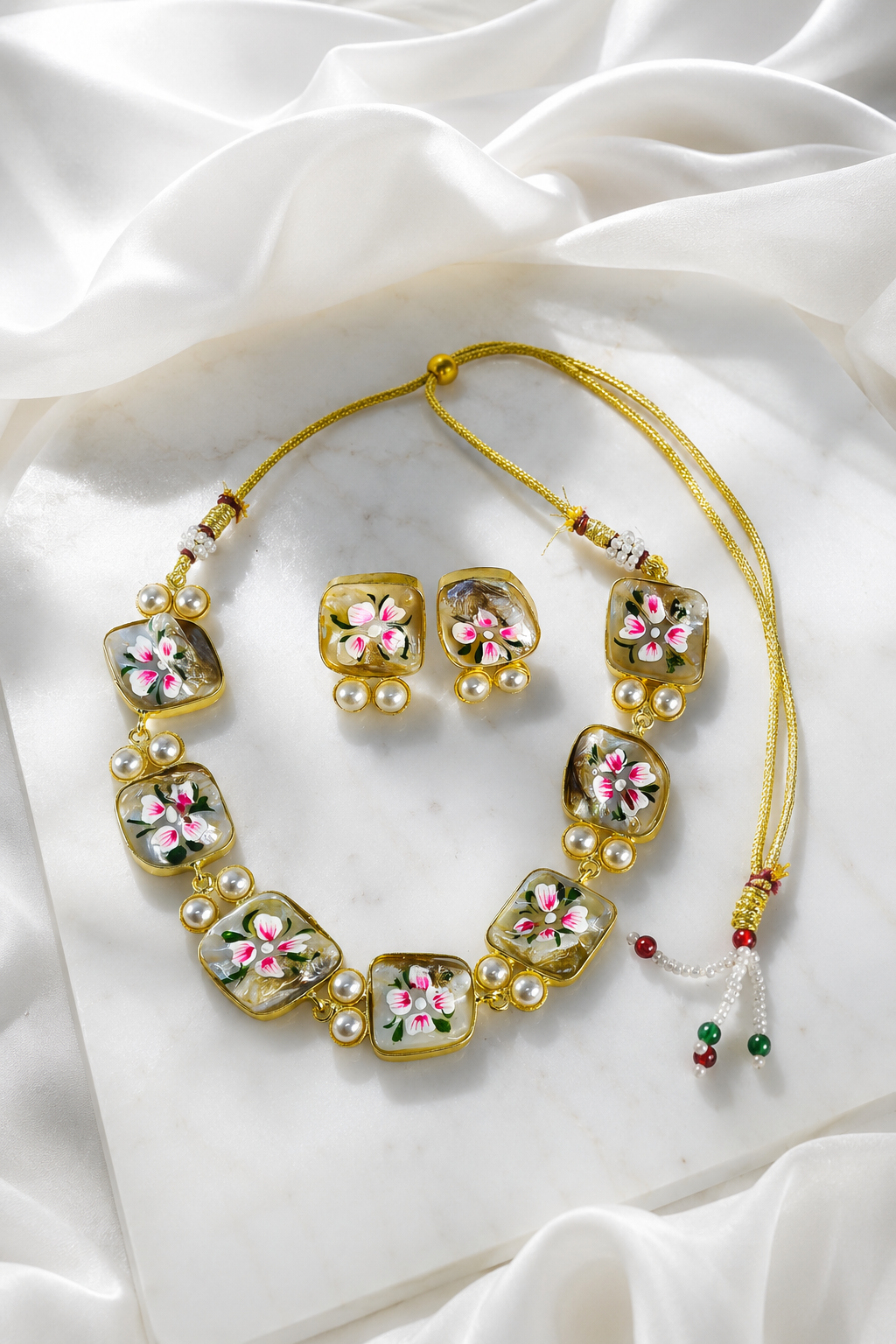 Flower Painted Uncut Stone Choker Set