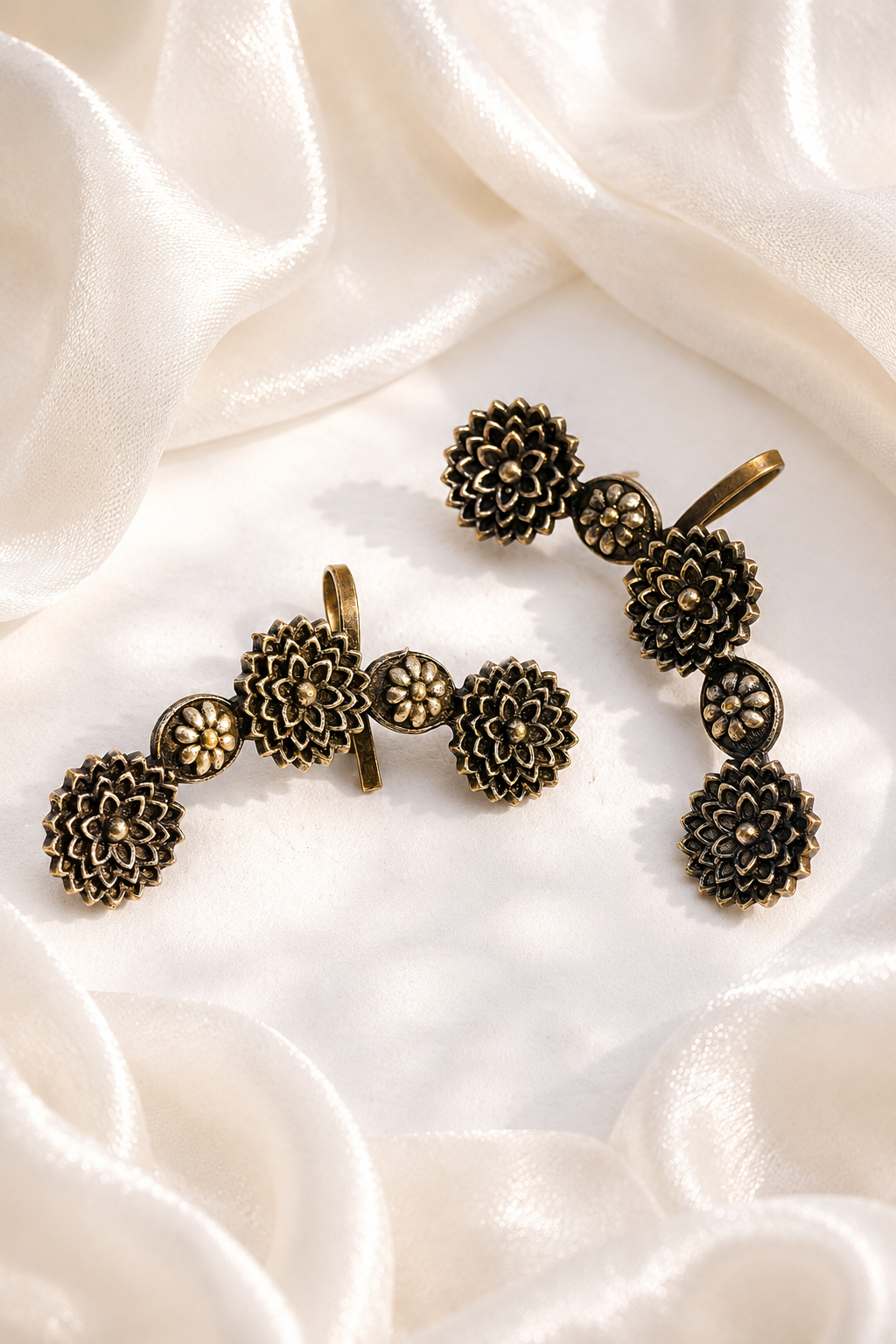 Flower Earcuff