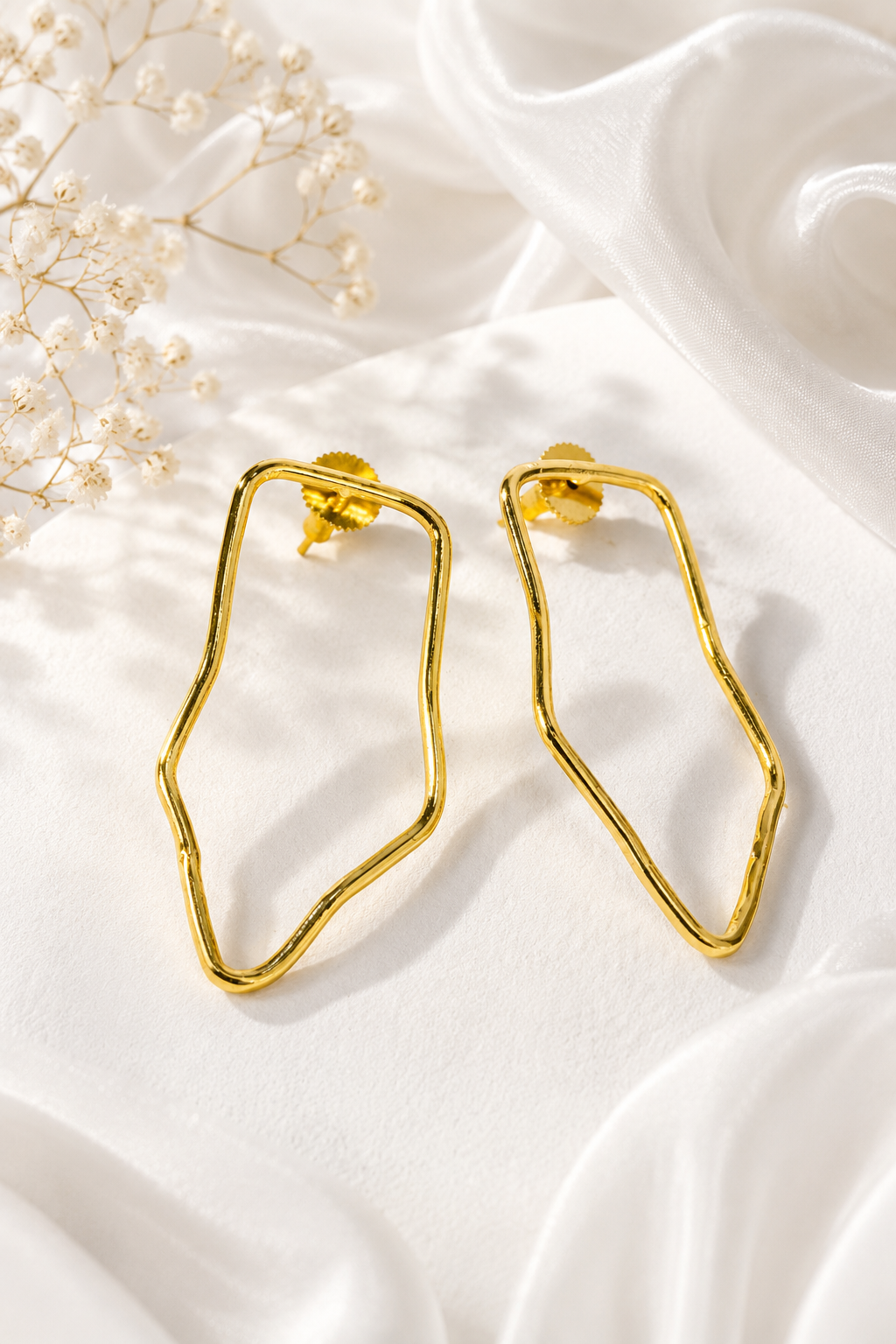 Geometric Long Drop Dangler