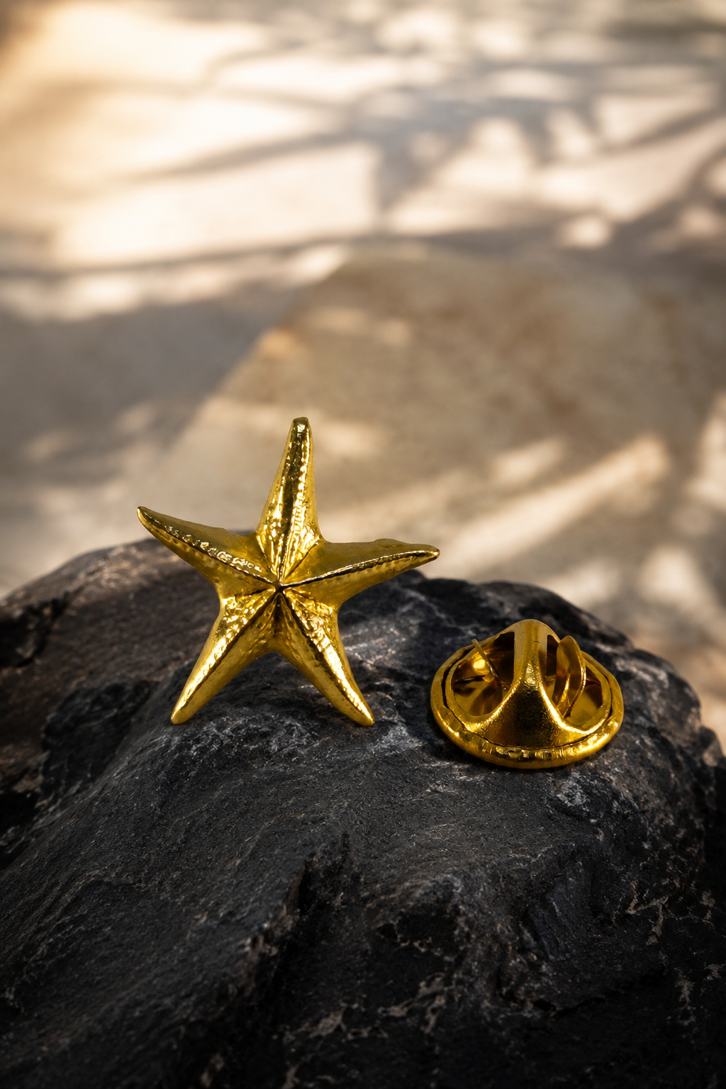 Star Shaped Press Brooch