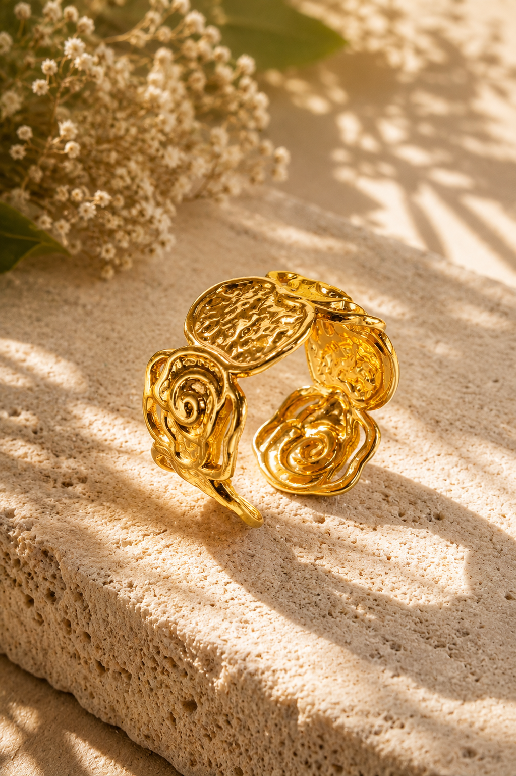 Textured Flowers Band