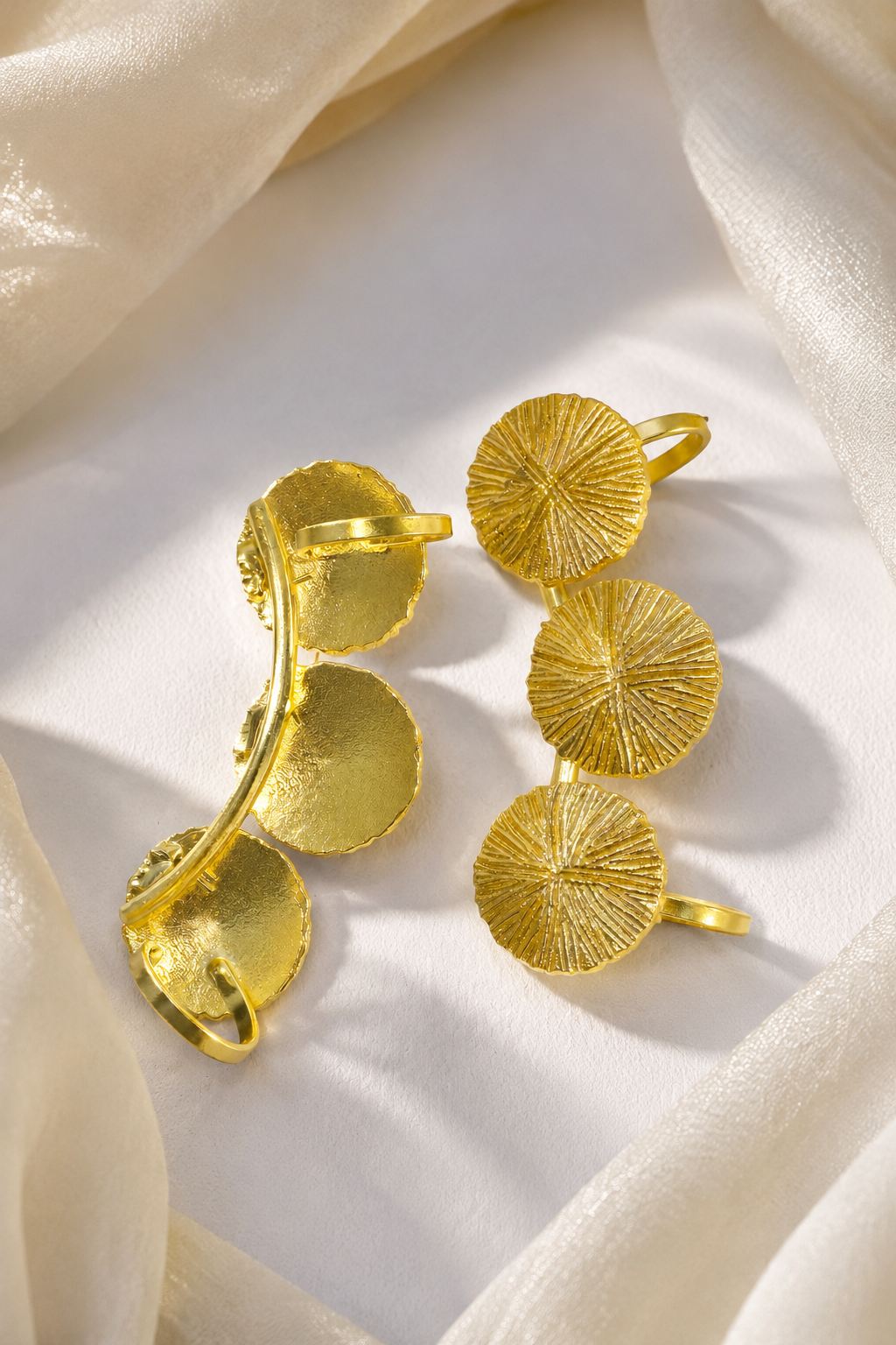 Triple Disc Press Earcuff